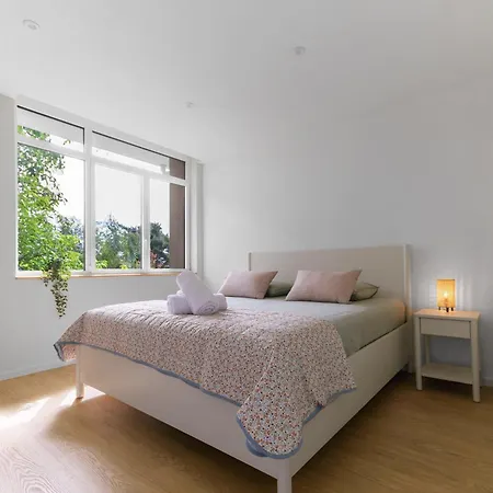 Villa La Maison Des Fleurs - Superbe Maison Sur Les Hauteurs De