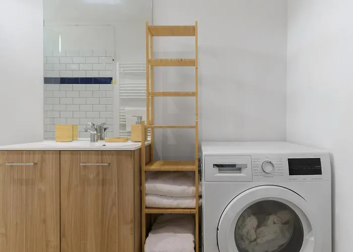 Villa La Maison Des Fleurs - Superbe Maison Sur Les Hauteurs De *