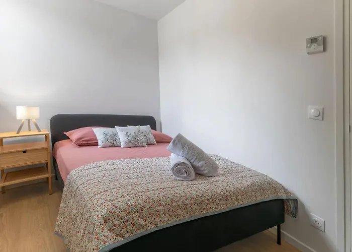 La Maison Des Fleurs - Superbe Maison Sur Les Hauteurs De * Clermont-Ferrand