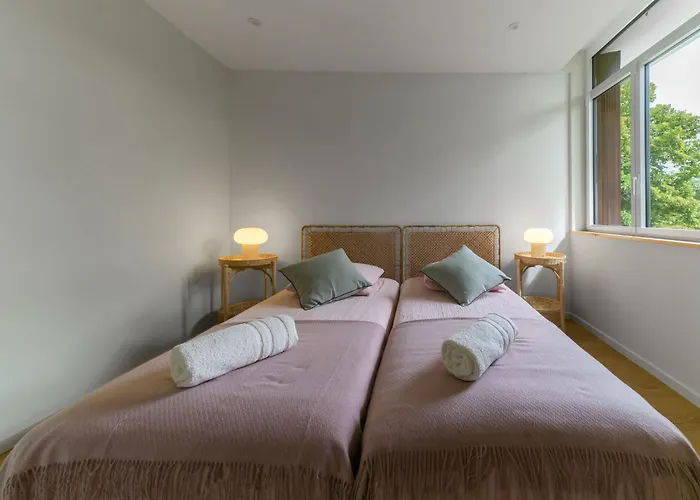 Villa La Maison Des Fleurs - Superbe Maison Sur Les Hauteurs De